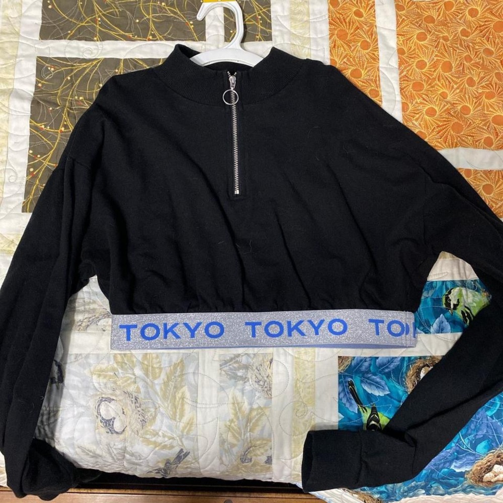 Tokyo Zipped Crop Top